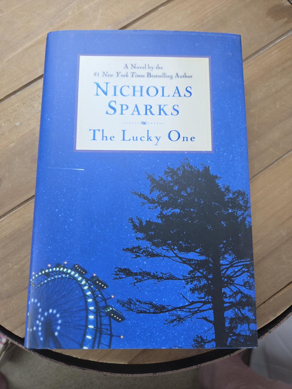 Nicholas Sparks "The Lucky One" Hardcover Book - Blue Cover